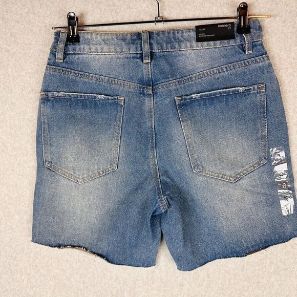 New Numero Womans Sz 27 High Rise Denim Shorts Blue Distressed NWT - Picture 10 of 10